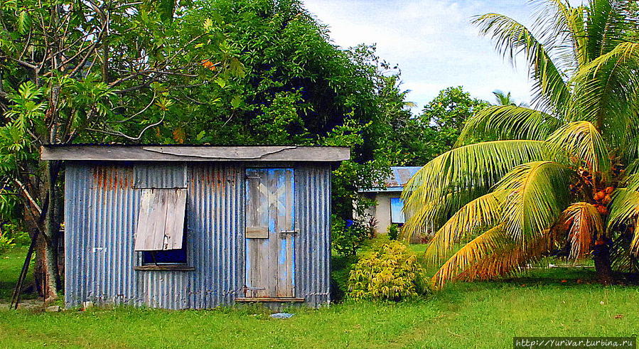 Типичный дом фиджийца Остров Дравака, Фиджи