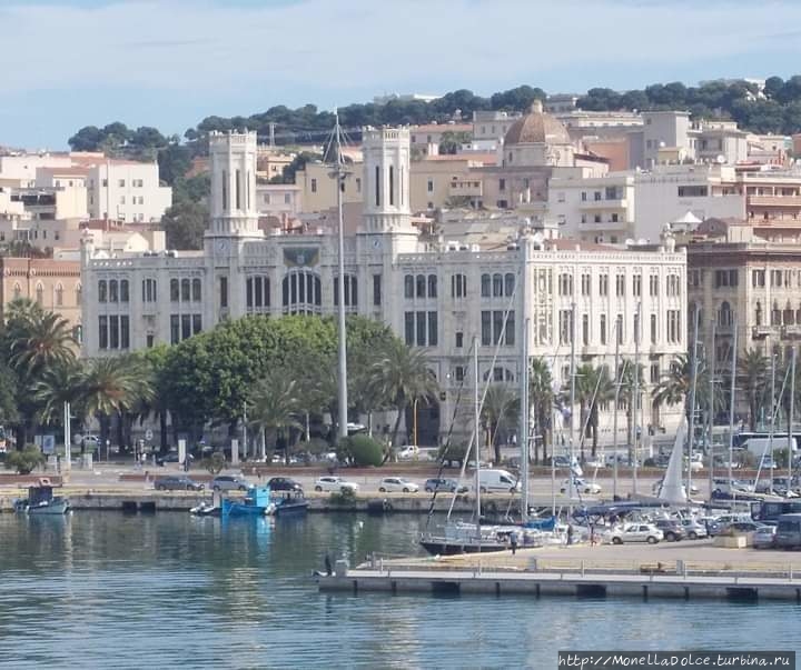 Пешеходный маршрут в городе Cagliari, Sardegna Кальяри, Италия