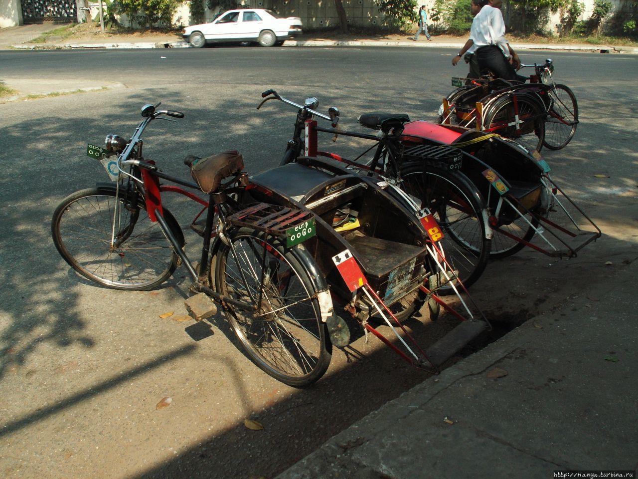 Транспортные средства в Янгуне Янгон, Мьянма
