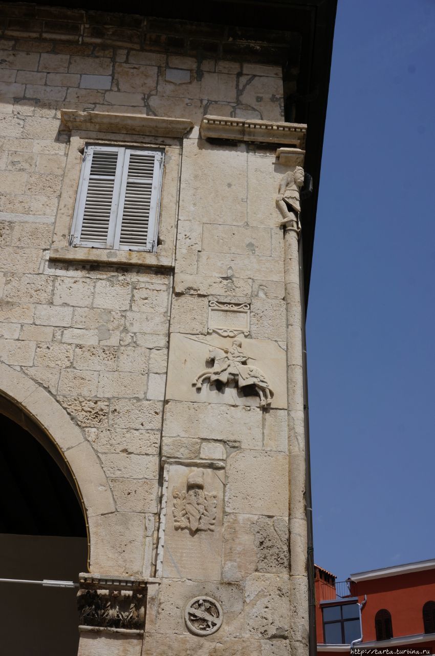 Пула 10 лет спустя Пула, Хорватия Пула 10 лет спустя Пула, Хорватия