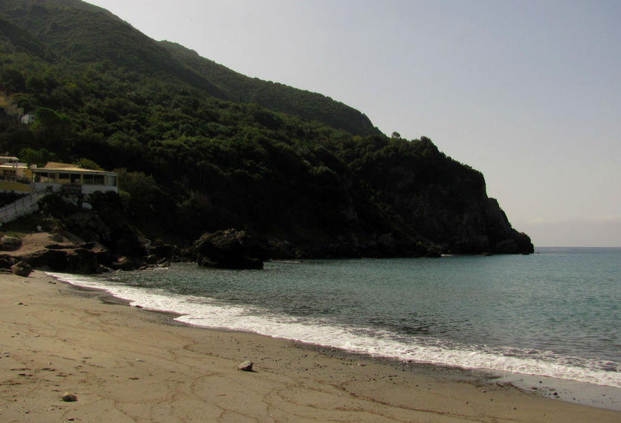 пляж Эрмонес, остров Корфу, Греция