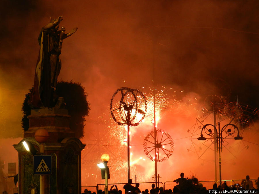 Феста в городе Моста Моста, Мальта