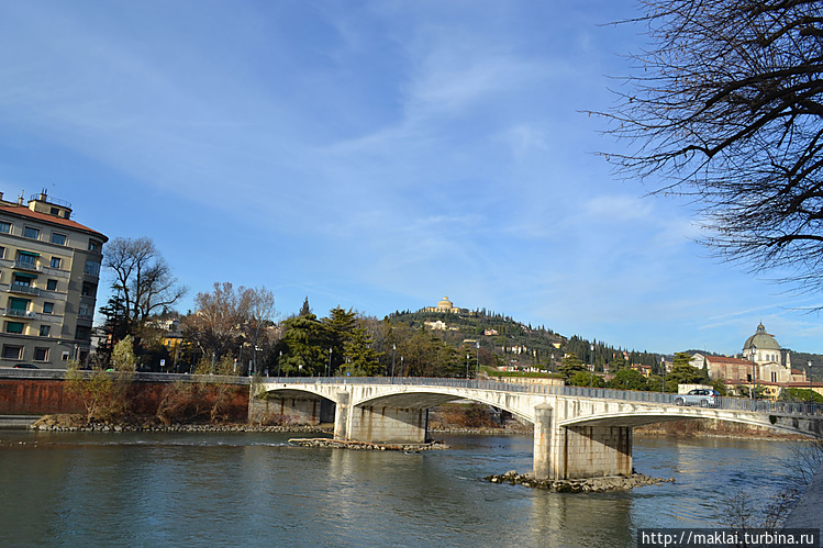 Ponte Garibaldi.