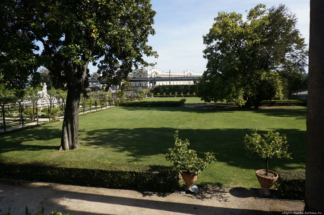 Почти сказочный сад виллы Принчипе Генуя, Италия