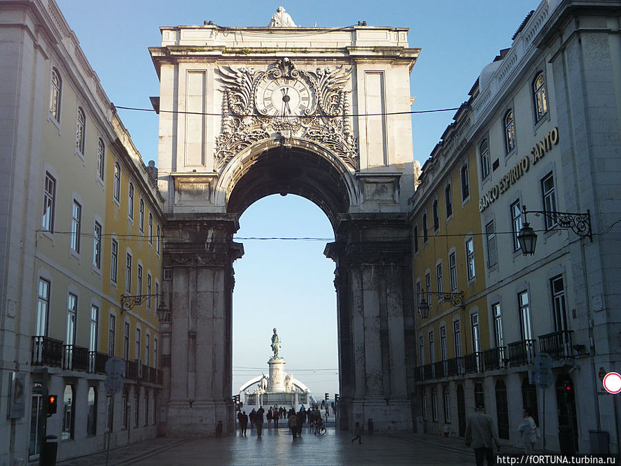 По площадям Лиссабона Лиссабон, Португалия