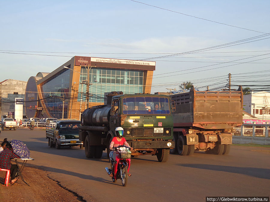 Город Паксе Паксе, Лаос