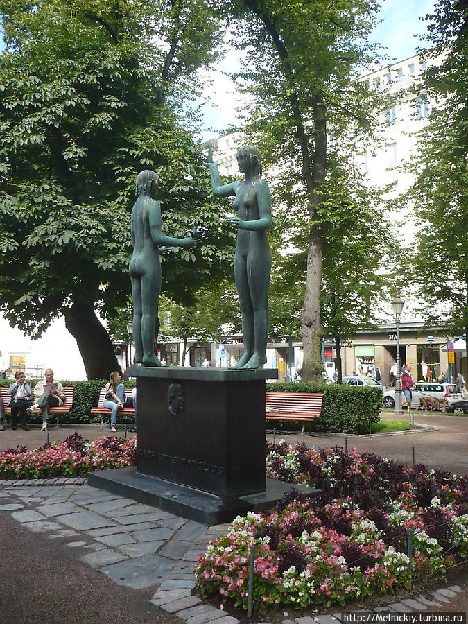 Променад по Эспланаде и памятник Яну Сибелиусу Хельсинки, Финляндия