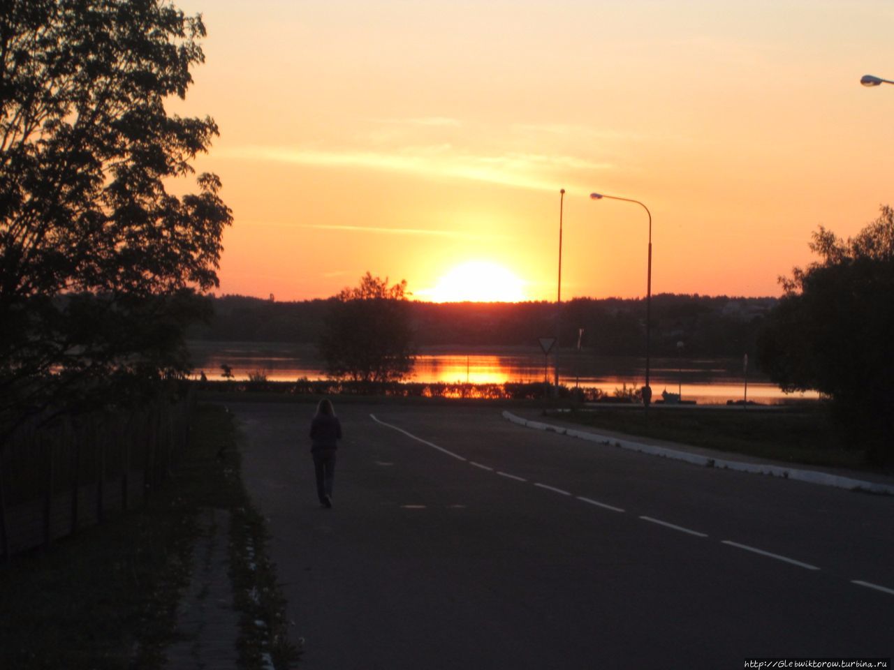 Прогулка по Мядели на закате Мядель, Беларусь