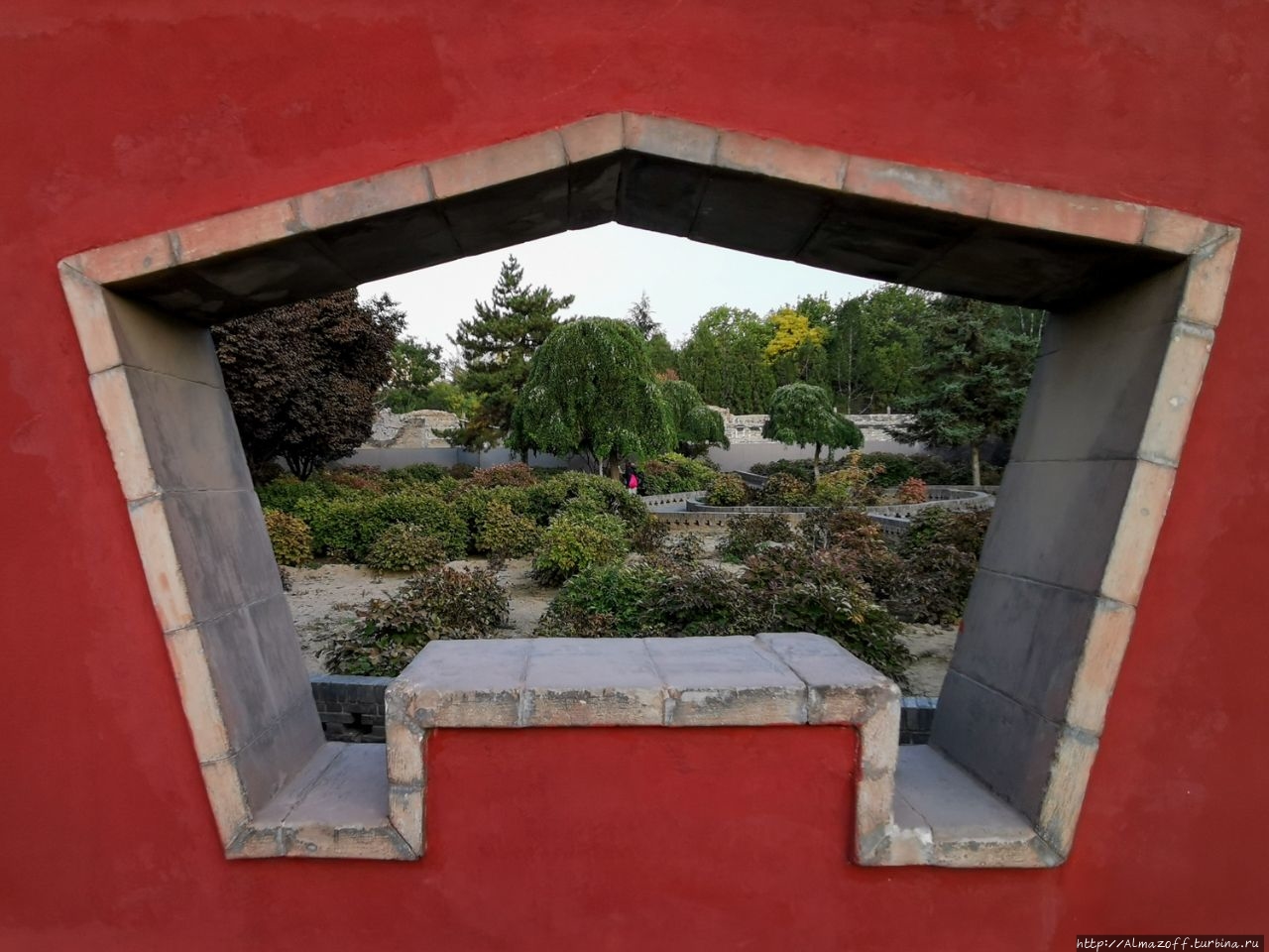 Две пагоды времён династии Мин в столице провинции Шаньси