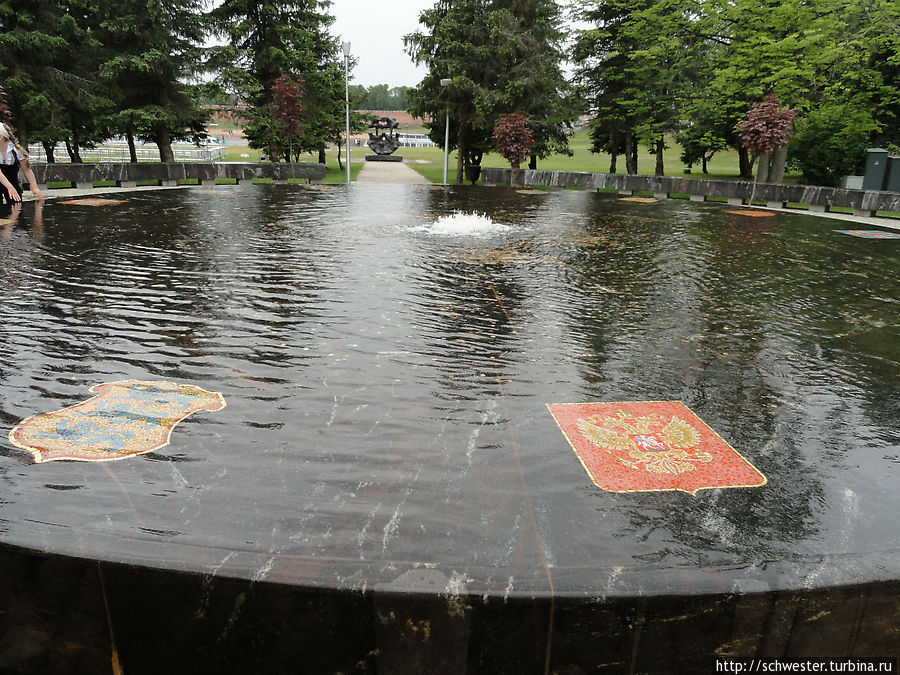 Ганзейский фонтан, свидетельство того, что Новгород  был членом средневекового Евросоюза Великий Новгород, Россия