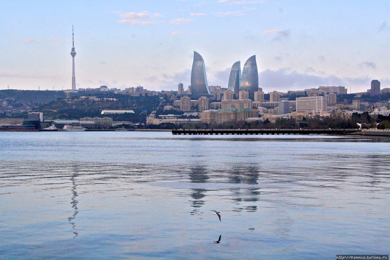 Приморский бульвар Баку, Азербайджан