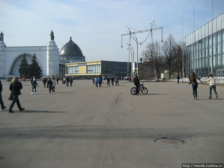 Велосипедно-роликовый сезон на ВВЦ открыт Москва, Россия