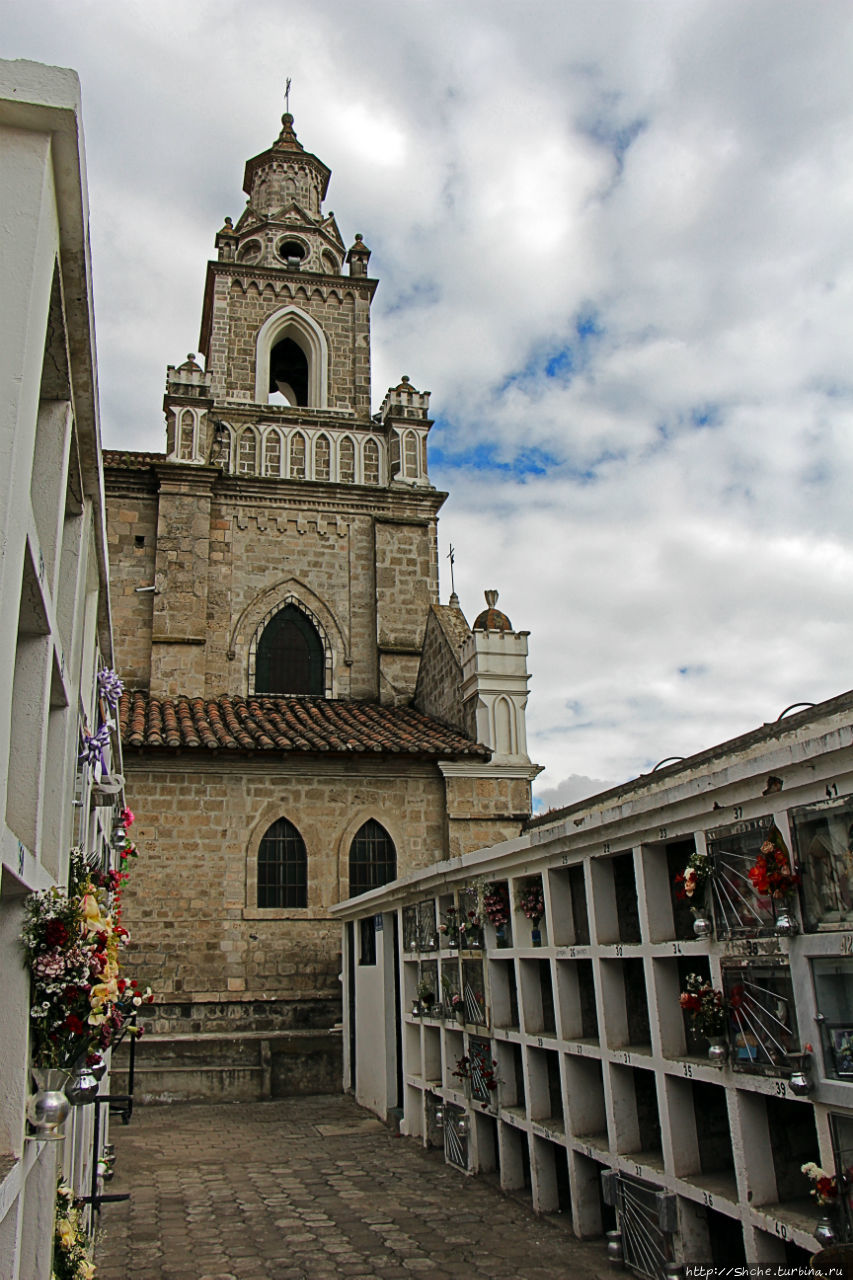 Кладбище при церкви Св Фелиппе / Iglesia de San Felipe, cementario