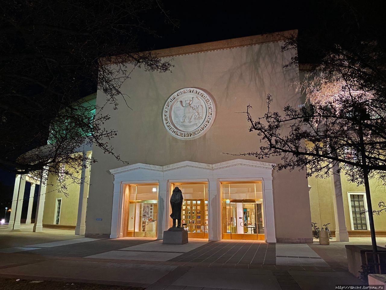 Капитолий штата Нью-Мексико / New Mexico State Capitol