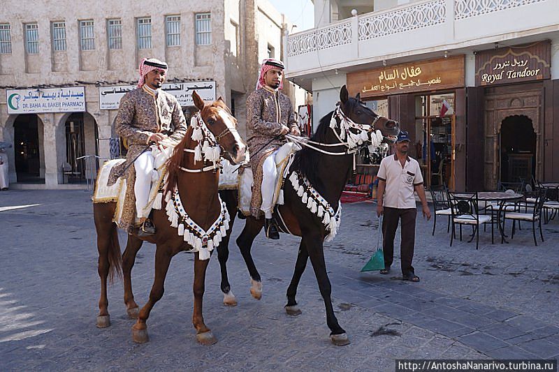 Конный патруль.