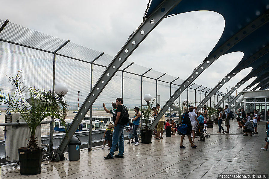 Панорамный этаж в аэропорту Бургаса