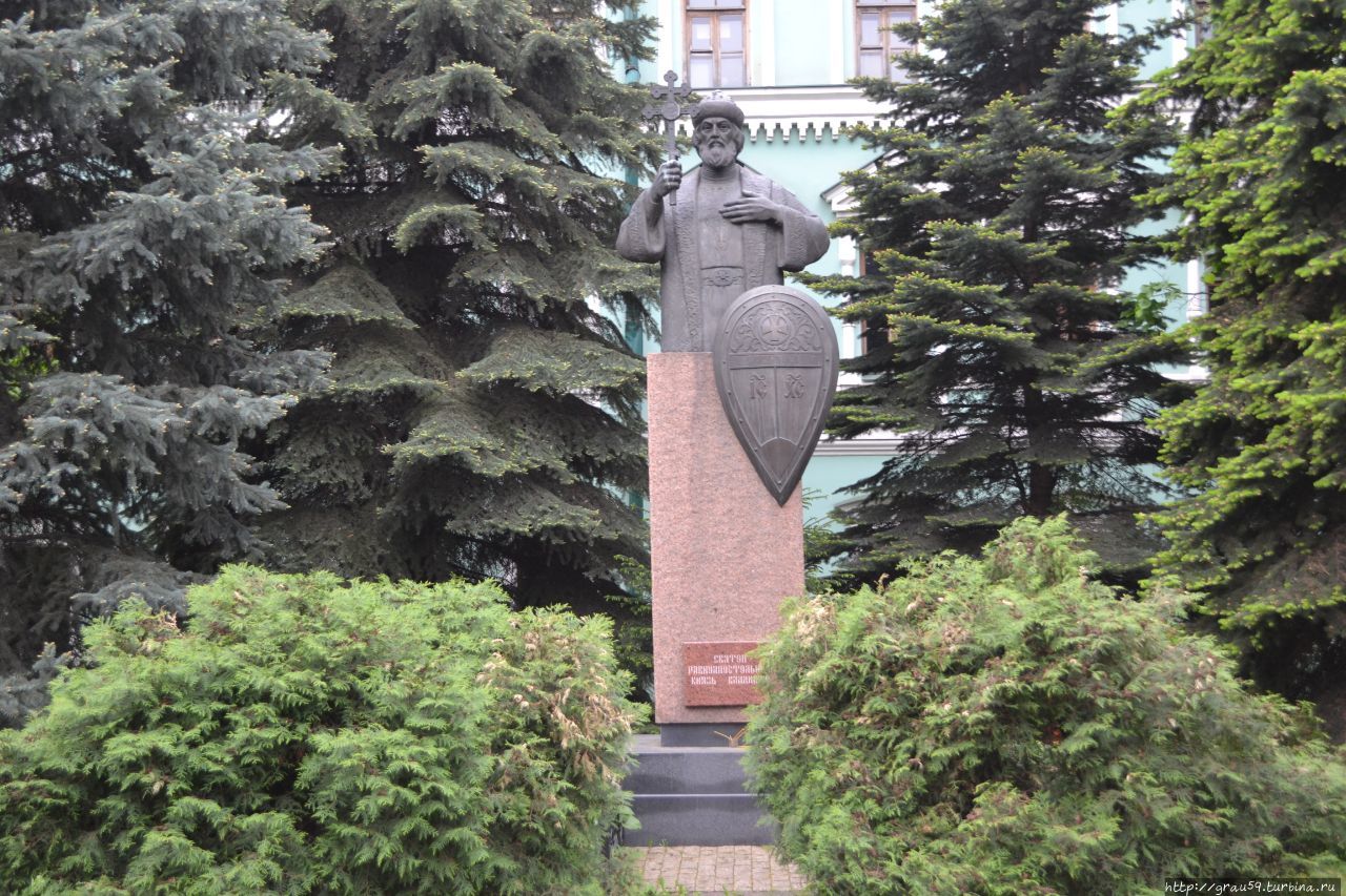 Памятник Святому равноопостольному князю Владимиру Москва, Россия