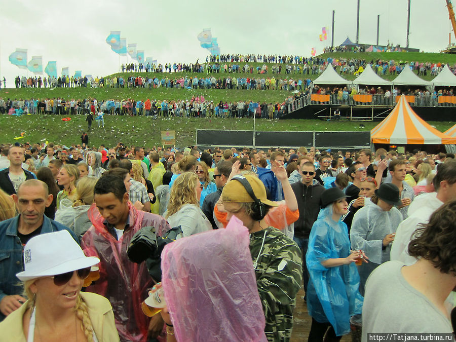 Mysteryland  2012 — танцевальный фестиваль Хофддорп, Нидерланды