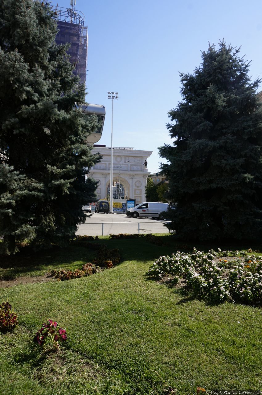 Судьба не баловала Скопье, но город выстоял и жив Скопье, Северная Македония