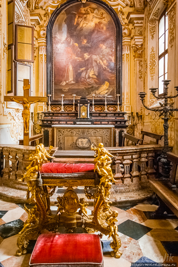 Церковь Сант-Амброджо Милан, Италия