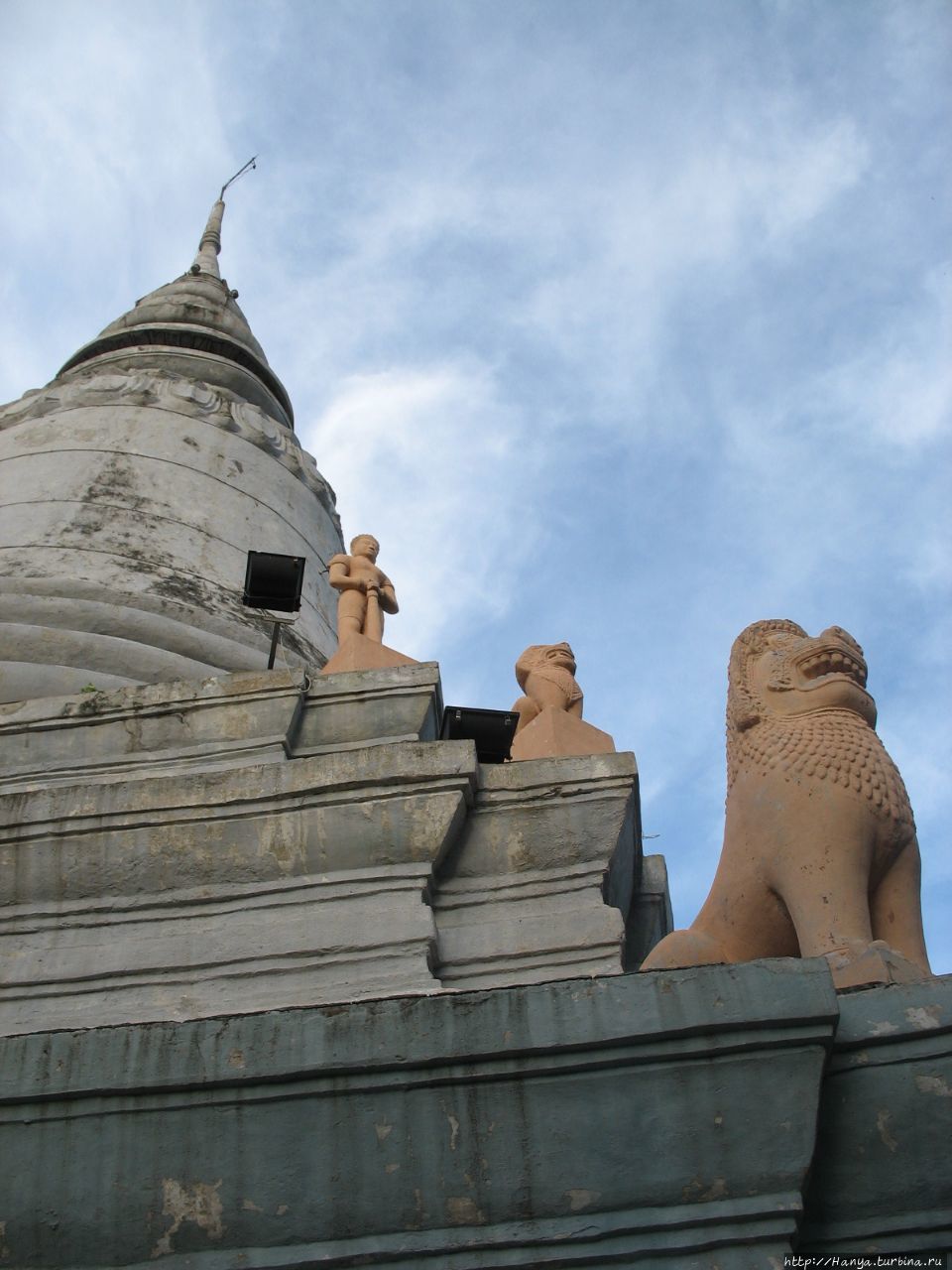Ват Пном, или Храм на гор