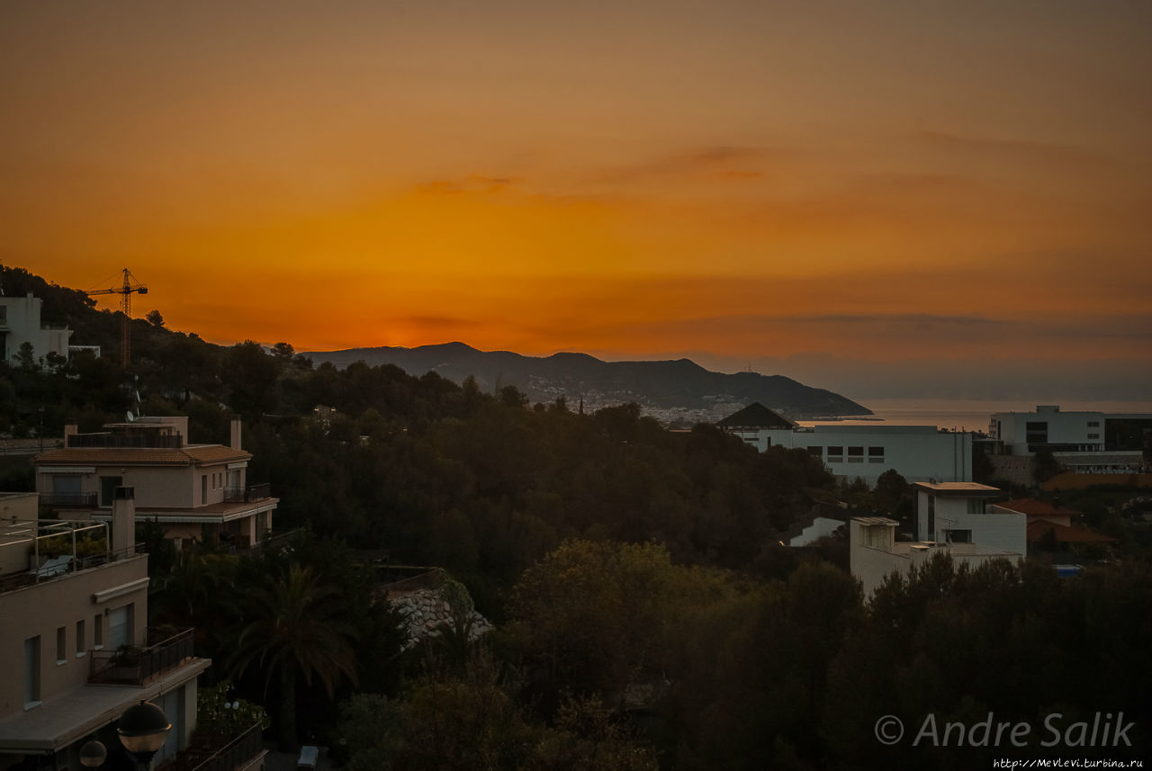 Рассвет на Средиземном Ситжес, Испания