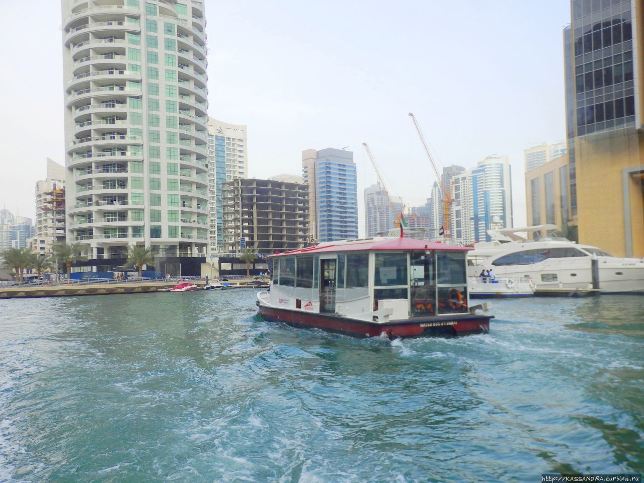 Дубай Марина. Прогулка на водном автобусе Дубай, ОАЭ