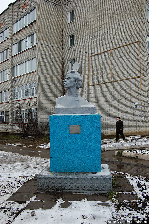 Памятник А.М.Горькому