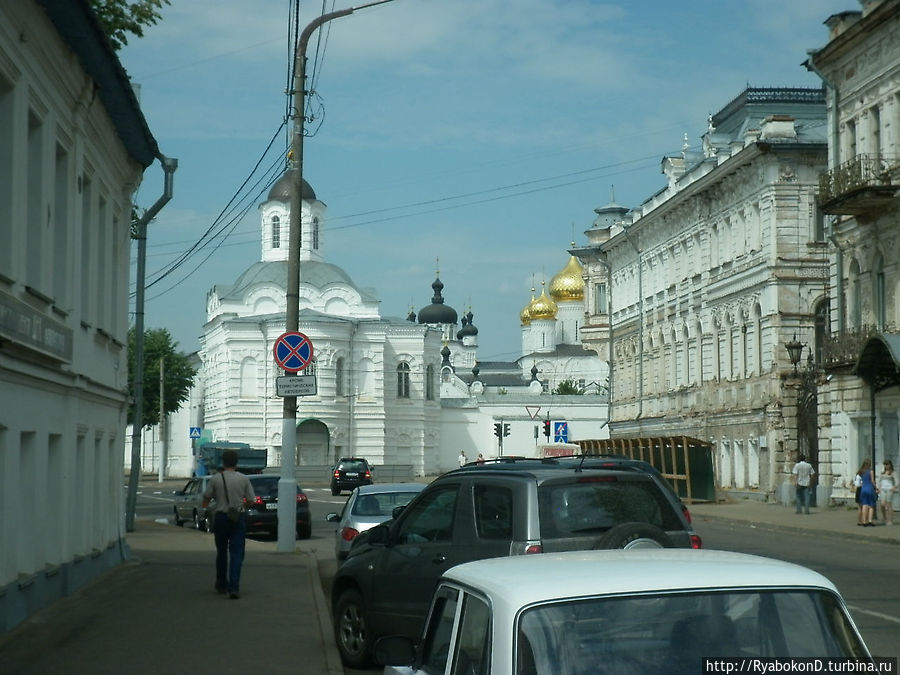 От Москвы до Ярославля через Владимир, Иваново и Кострому Ярославль, Россия