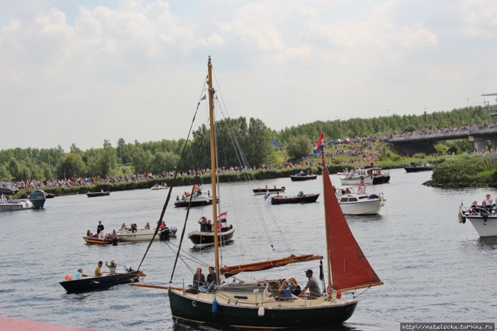Парад кораблей в Амстердаме. 