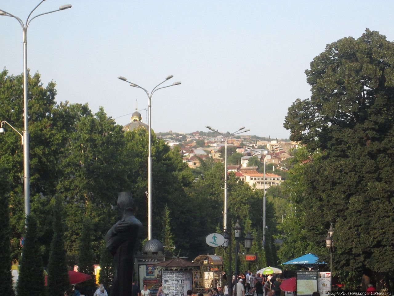 Прогулка от моста мира до парка 9 апреля Тбилиси, Грузия
