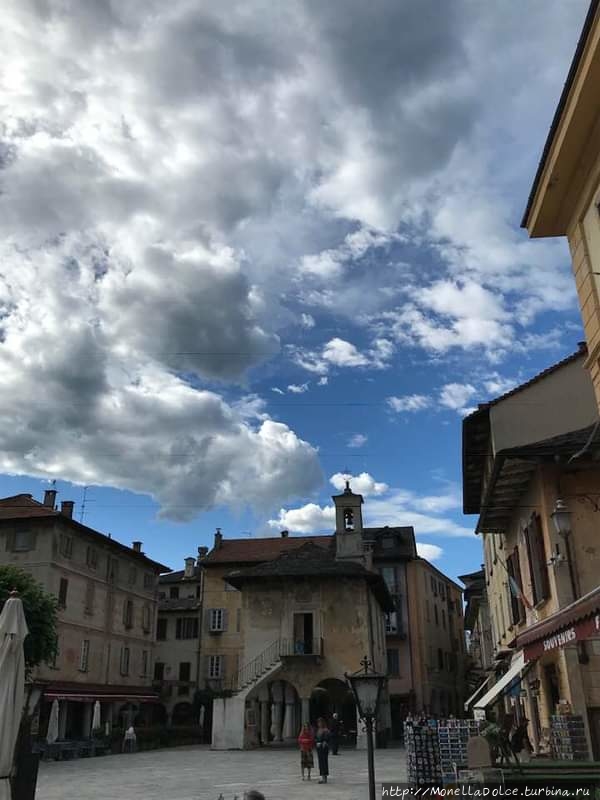 Пешеходный маршрут в Orta San Giulio Орта-Сан-Джулио, Италия