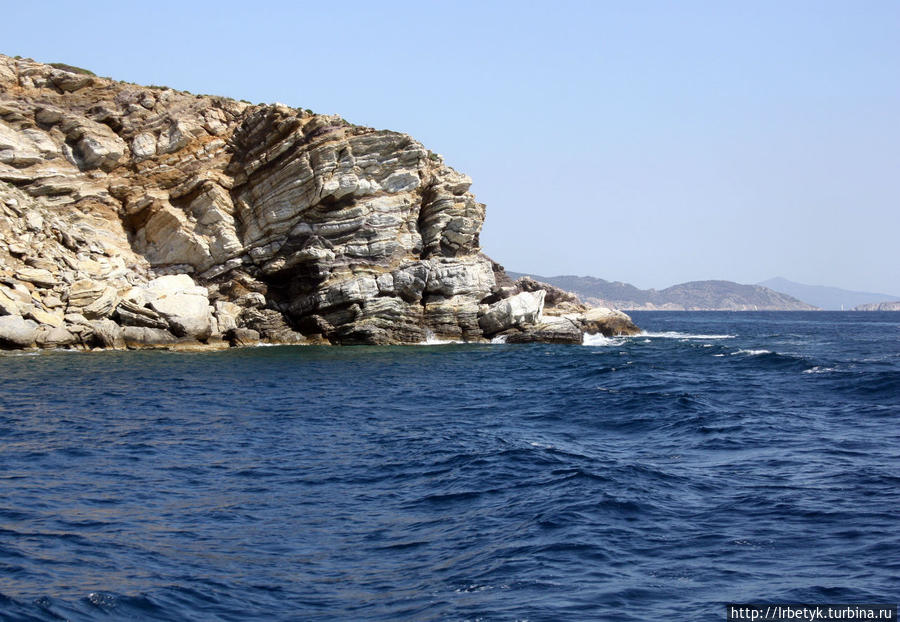 Остров с мифическим именем Идра, остров Идра, Греция