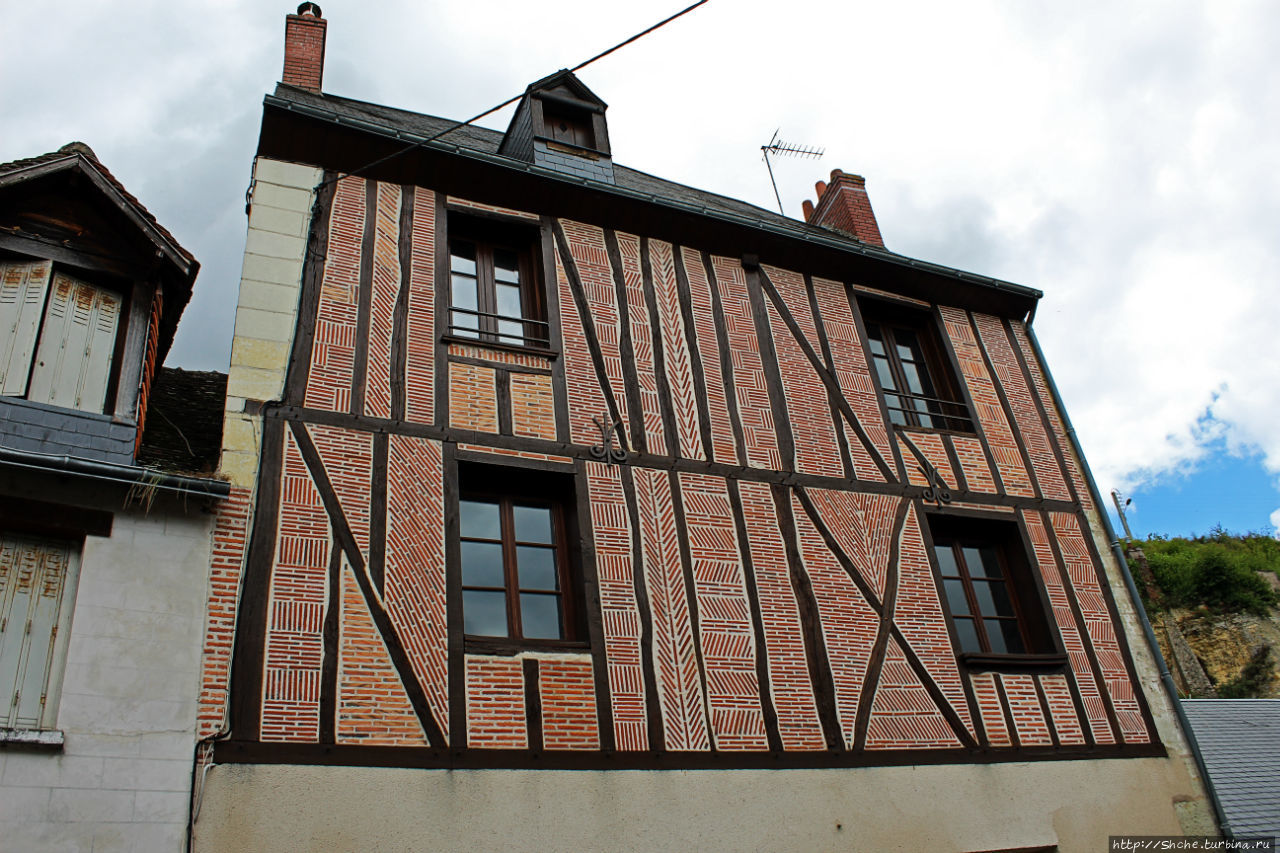 Рыцарь Долины Амбуаз, Франция