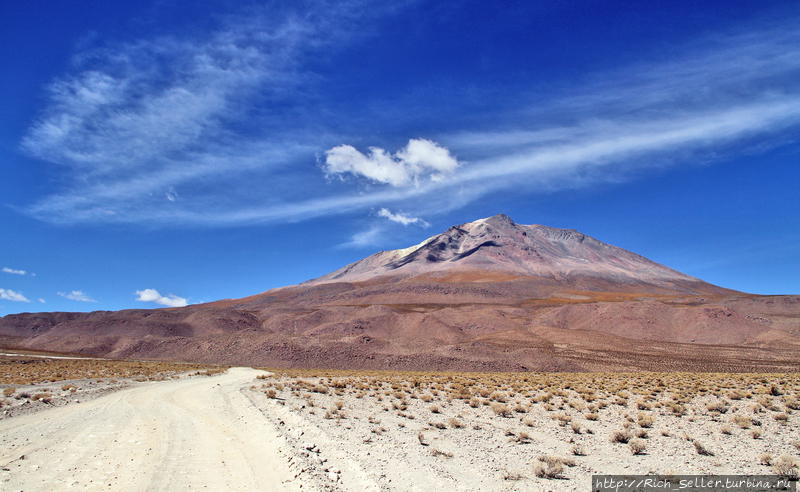 Volcan Ollague, Bolivia. Высота над уровнем моря вершины — 5868 м