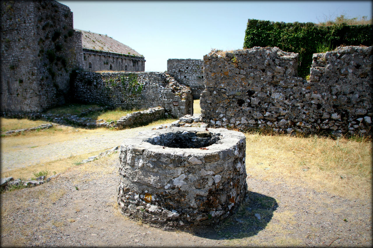 Легенда крепости Розафа Шкодер, Албания