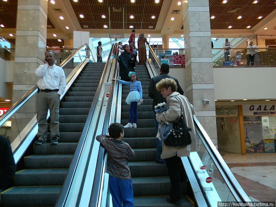 Пурим. Детское лицо праздника Арад, Израиль