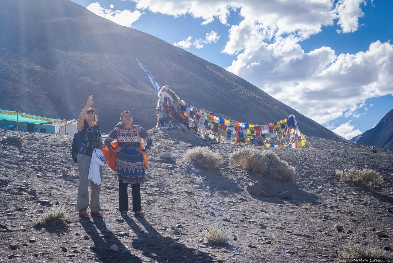 Озеро Пангонг Штат Джамму-и-Кашмир, Индия