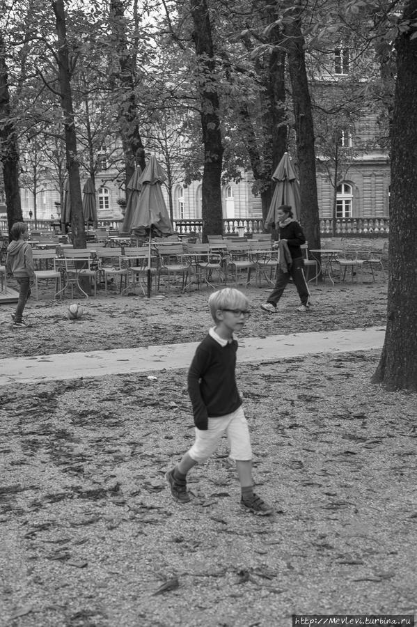 Прогулка по Парижу Париж, Франция