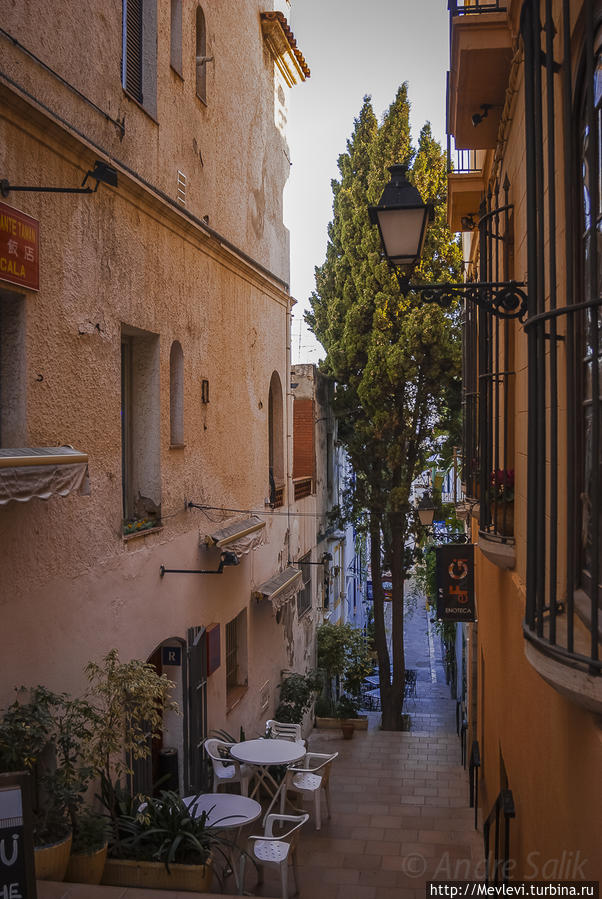 Неспешная прогулка. Вечерний Ситжес Ситжес, Испания