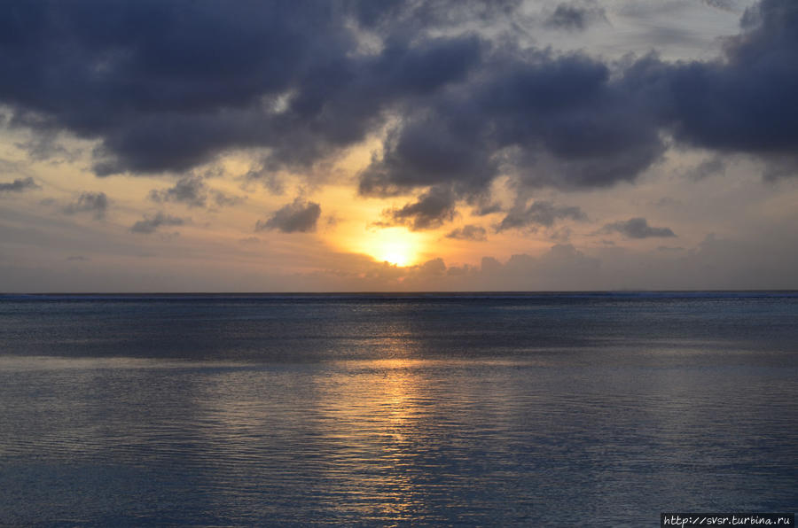 Мальдивы.. Когда заходит солнце... Мальдивские острова