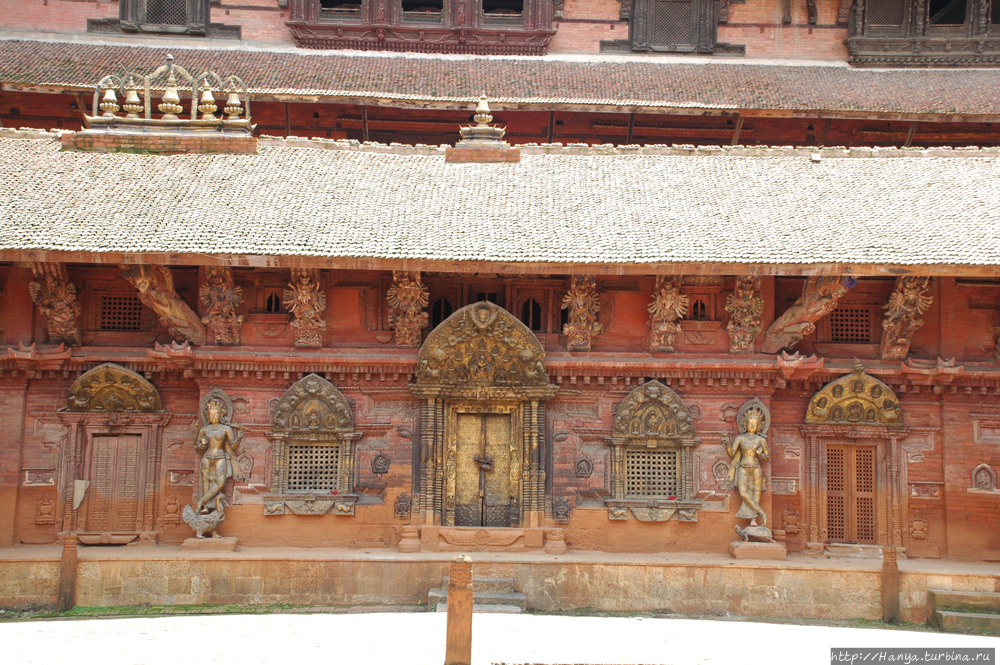 Декор Мул Чоука. Из интернета Катманду, Непал