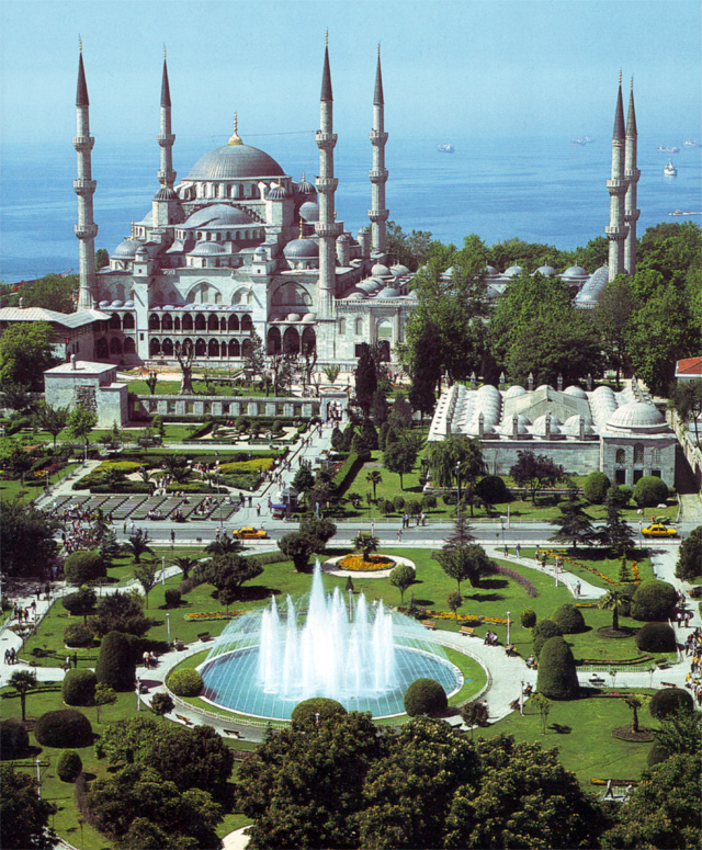 Голубая мечеть. Скан из книги Стамбул, Турция