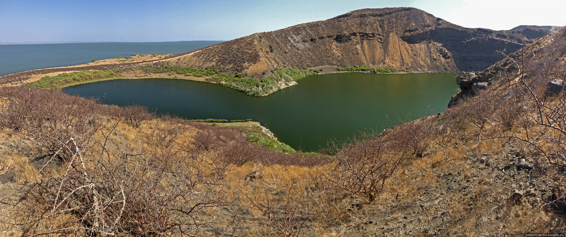 Кратерное озеро Крокодил / Crocodile Crater Lake