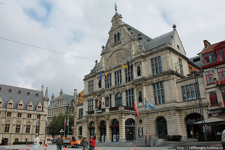 Здание Королевского фламандского театра Гент, Бельгия