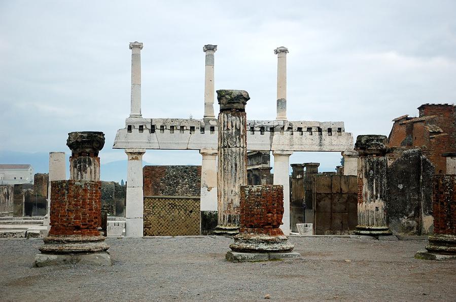 Древнеримские Помпеи Помпеи, Италия
