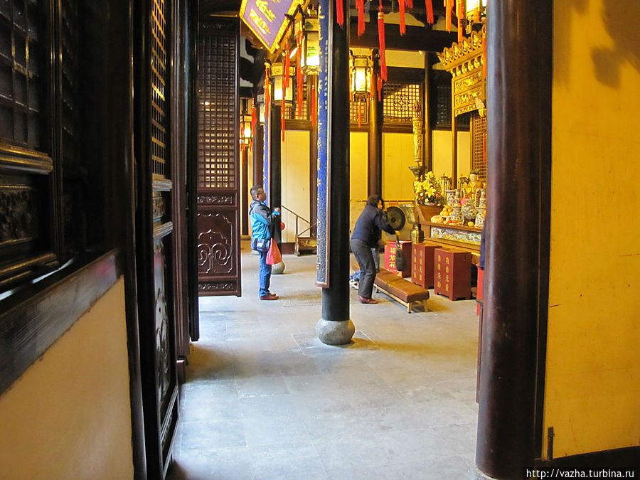Храм Бога старого города Шанхая Шанхай, Китай