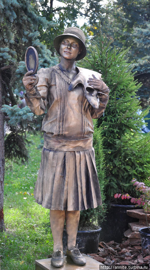 Ожившие скульптуры в городе-празднике Нижний Новгород, Россия
