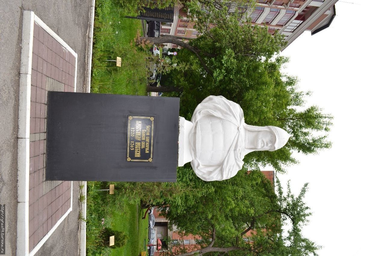 Памятник Александру Невскому / The Monument To Alexander Nevsky