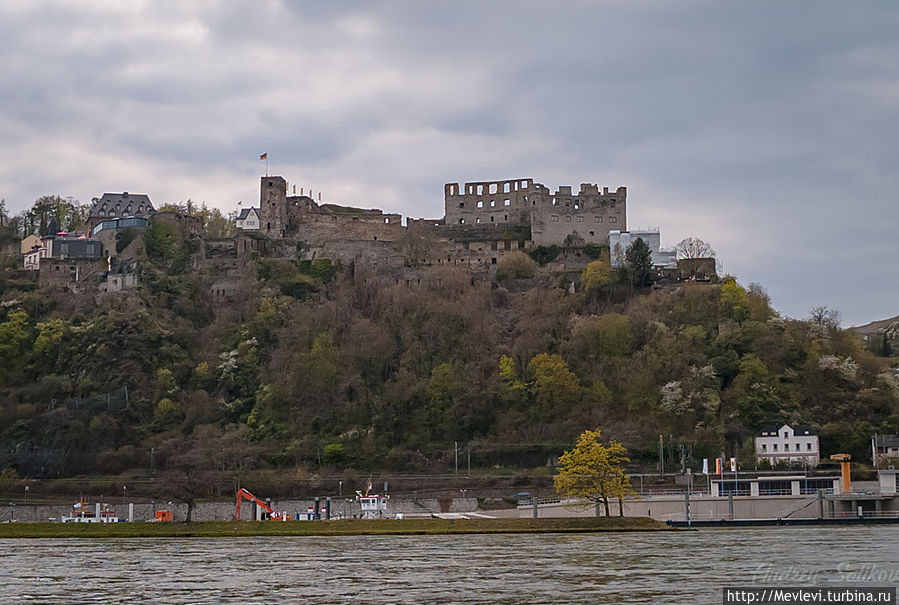 На пароме через Мозель Кобленц, Германия